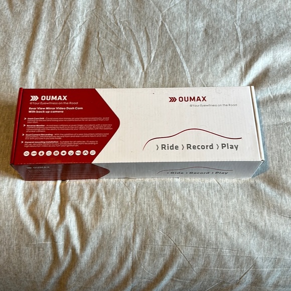 Rear View mirror video Dash camera - Picture 1 of 3